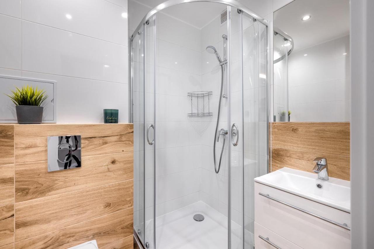 Ap Apartments Piastowska กดัญสก์ ภายนอก รูปภาพ